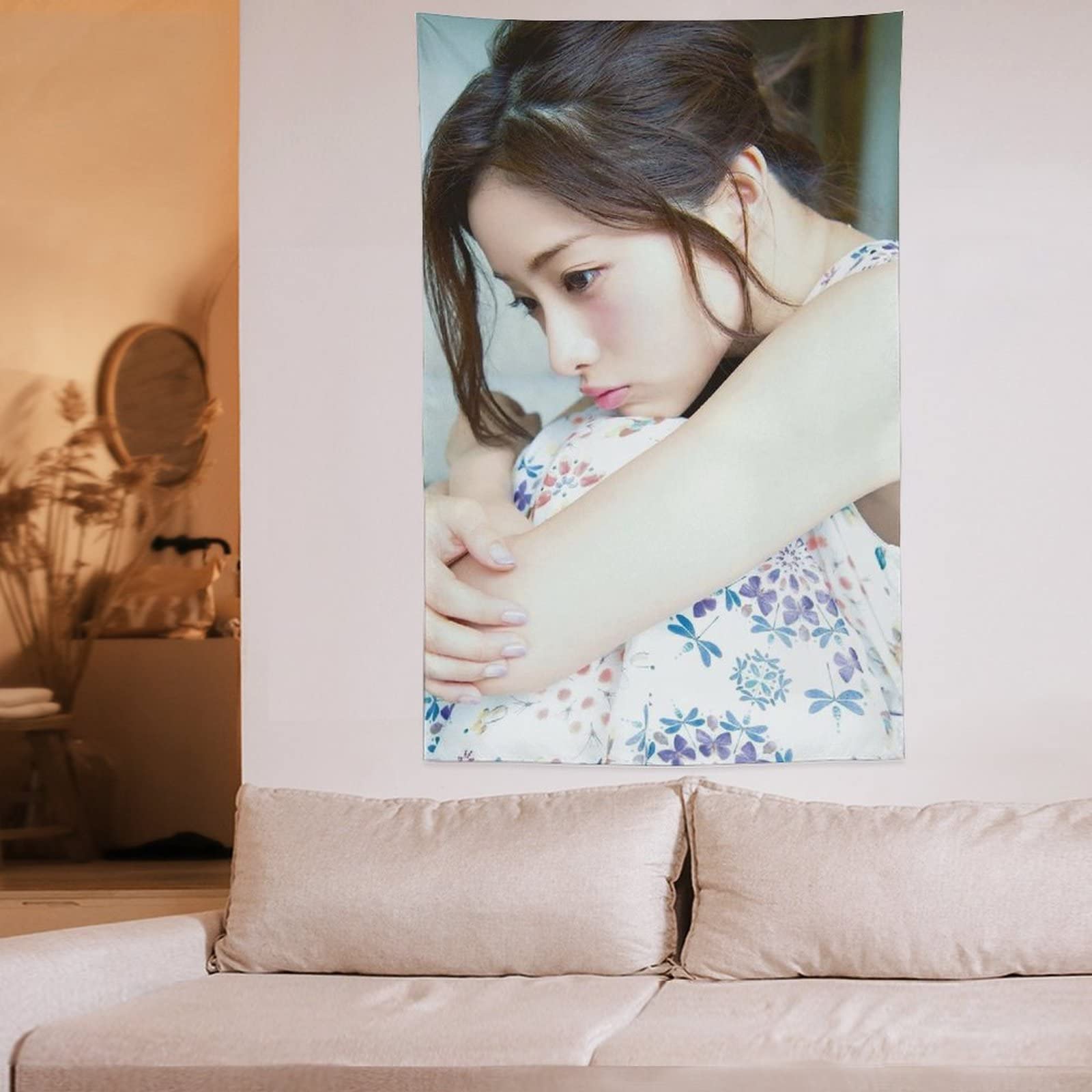 Amazon.co.jp: 石原さとみ タペストリー ポスター 壁飾り 背景布